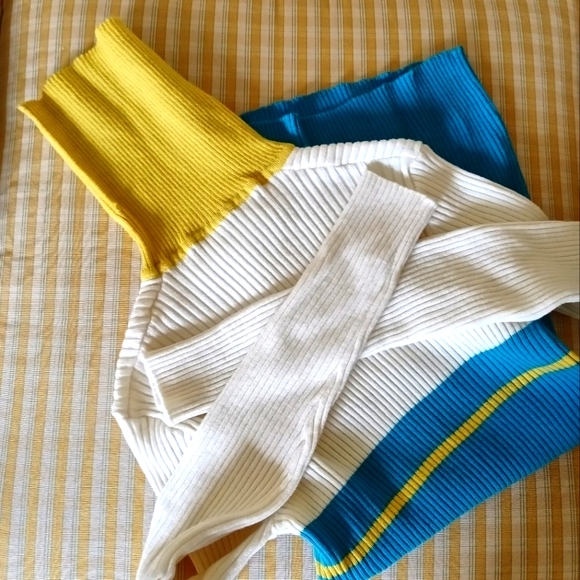 AWESOME AUTHENTIC EARLY 1970S RIBBED COLORBLOCK, TURTLENECK! - Picture 4 of 16